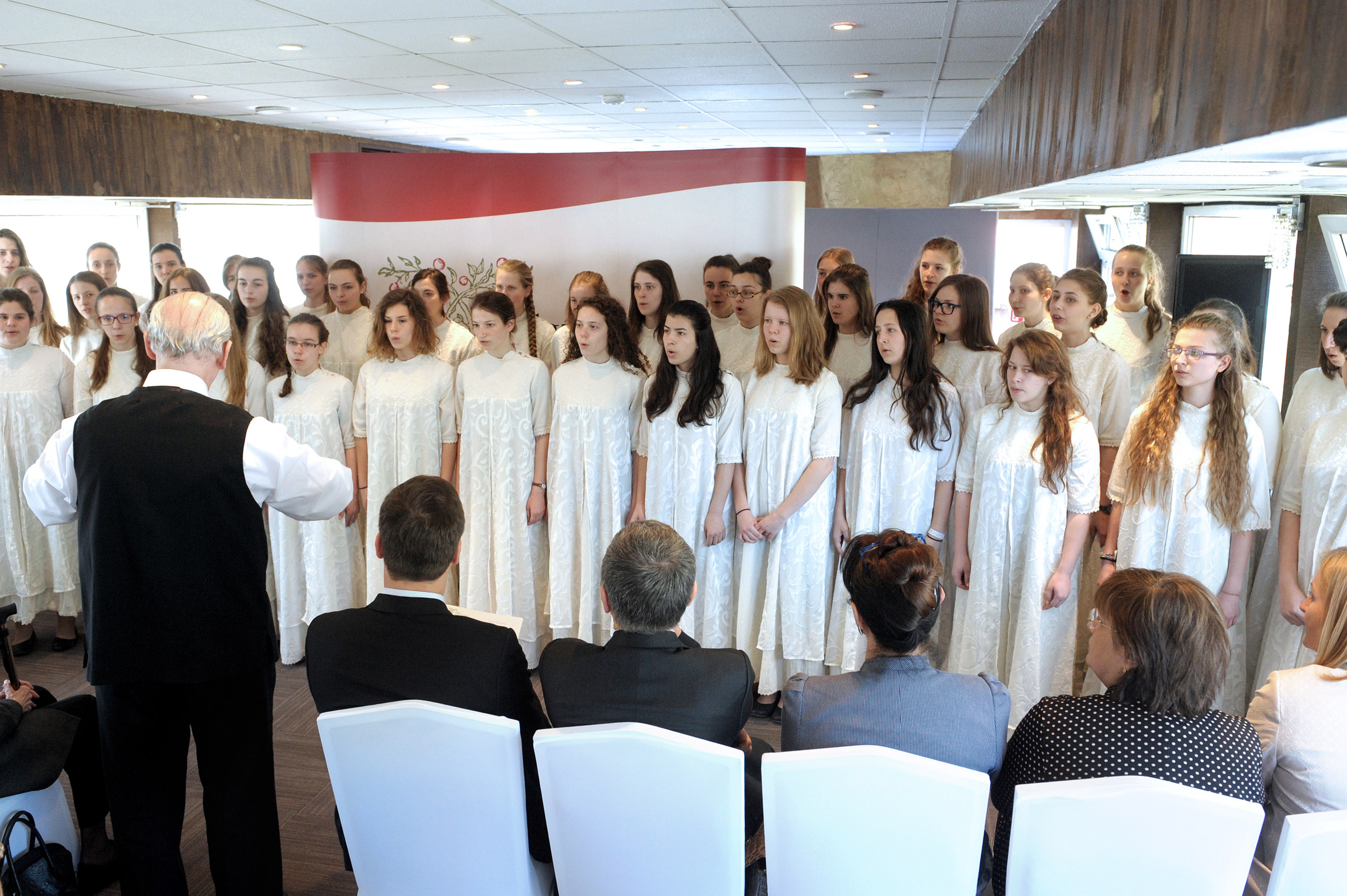 Kodály Zoltán Magyar Kórusiskola Iubilate leánykara