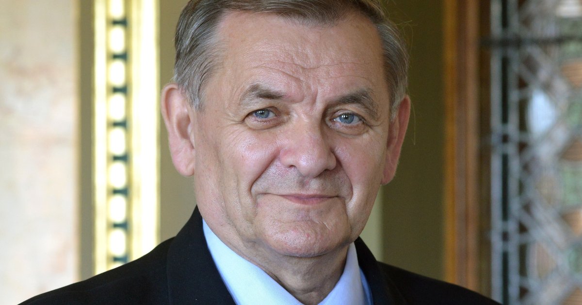 Lezsák Sándor